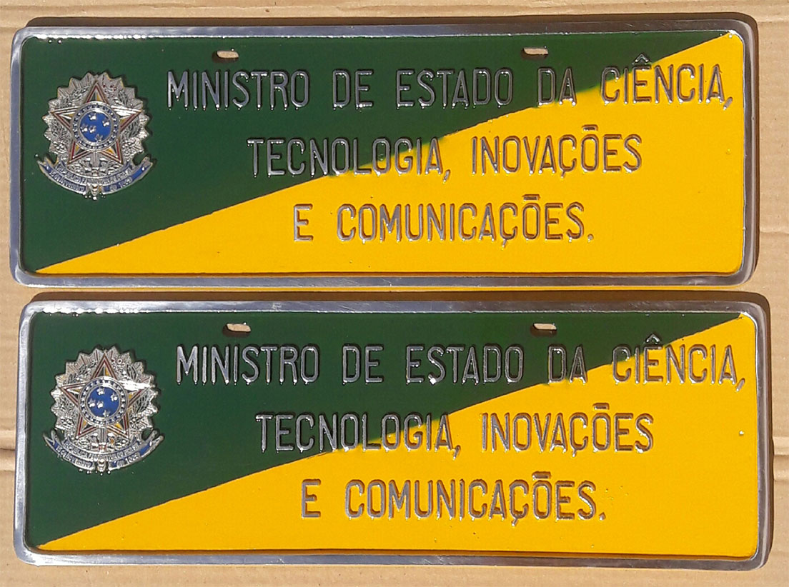 Placa de Carro em Bronze Fundido